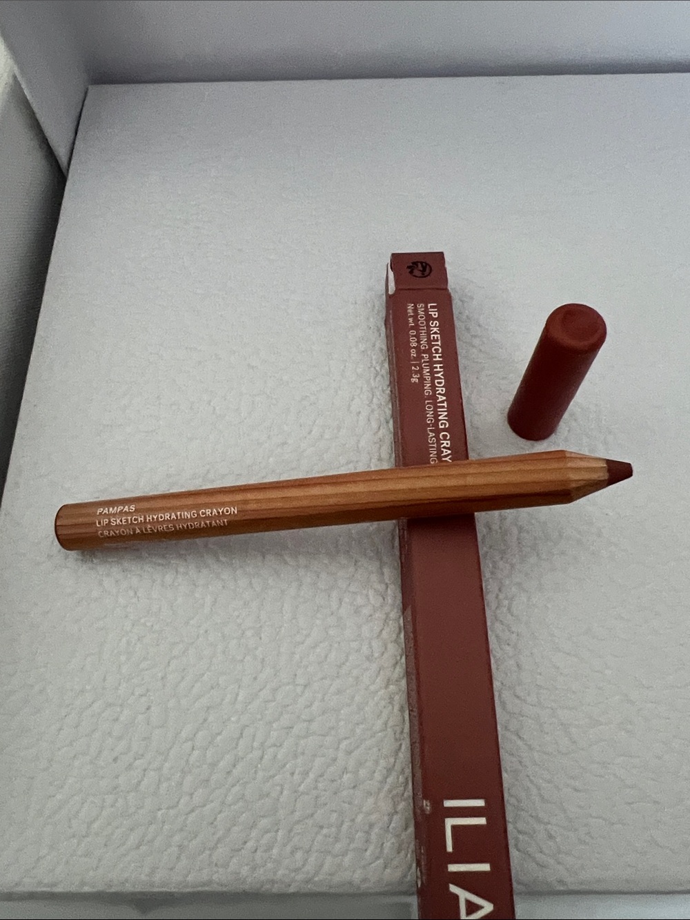 ILIA lip sketch hydrating crayon in Pampas - Picture 1 of 4
